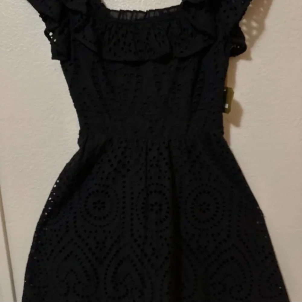 Black Knee-length Dress